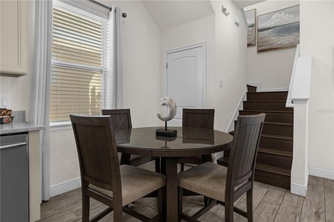 Casa en venta en Kissimmee, Florida, 2 dormitorios, 110.37 m2 № 1198565 - foto 6