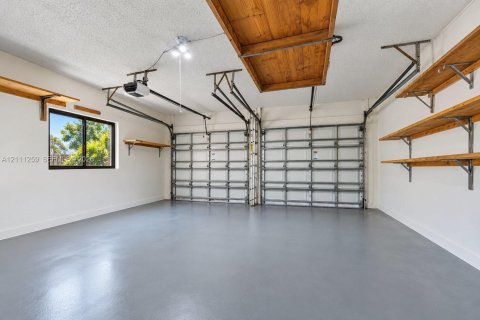 Villa ou maison à vendre à Cutler Bay, Floride: 3 chambres, 174.19 m2 № 2431421 - photo 25