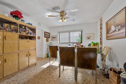 Villa ou maison à vendre à Cutler Bay, Floride: 3 chambres, 174.19 m2 № 2431421 - photo 29