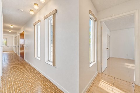 Villa ou maison à vendre à Cutler Bay, Floride: 3 chambres, 174.19 m2 № 2431421 - photo 12