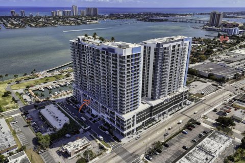 Copropriété à vendre à Lake Park, Floride: 2 chambres, 157.66 m2 № 2245616 - photo 4