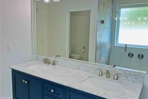 House in Winter Garden, Florida 4 bedrooms, 265.7 sq.m. № 2391376 - photo 22