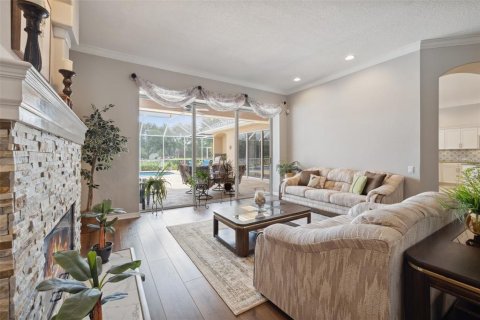 Casa en venta en Tampa, Florida, 5 dormitorios, 327.29 m2 № 1757214 - foto 8