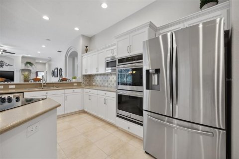 Casa en venta en Tampa, Florida, 5 dormitorios, 327.29 m2 № 1757214 - foto 17
