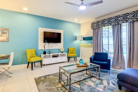 Townhouse in Clermont, Florida 3 bedrooms, 139.45 sq.m. № 2206753 - photo 5