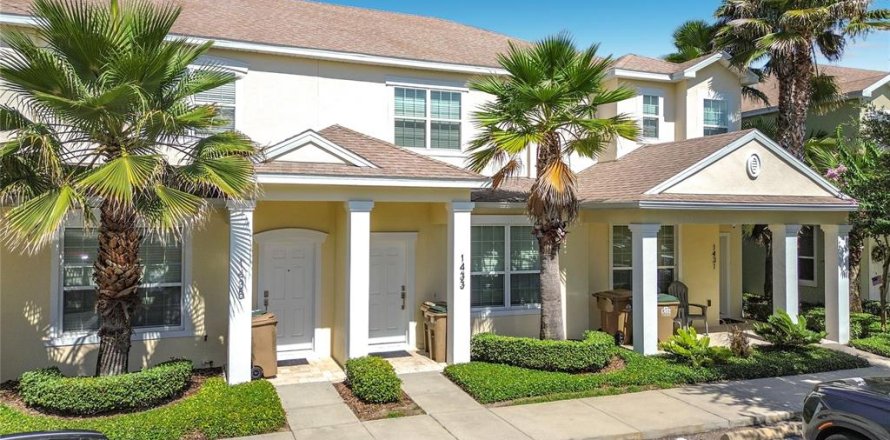 Townhouse in Clermont, Florida 3 bedrooms, 139.45 sq.m. № 2206753