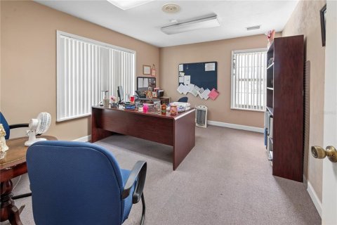 Commercial property in Lake City, Florida 562.43 sq.m. № 2291634 - photo 29