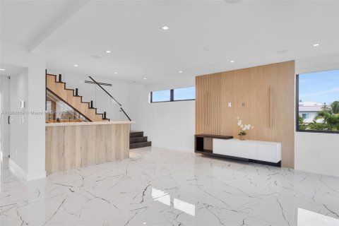 Купить виллу или дом в Ки-Ларго, Флорида 5 спален, № 1978149 - фото 10