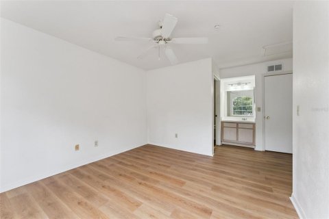 Condominio en venta en Orlando, Florida, 2 dormitorios, 99.59 m2 № 2195454 - foto 14