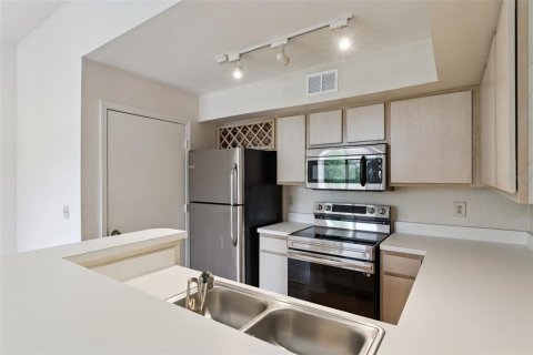 Condominio en venta en Orlando, Florida, 2 dormitorios, 99.59 m2 № 2195454 - foto 10