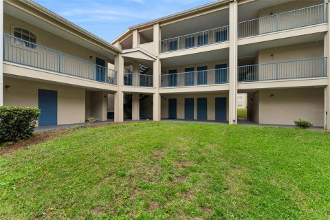 Condominio en Orlando, Florida, 2 dormitorios  № 2195454