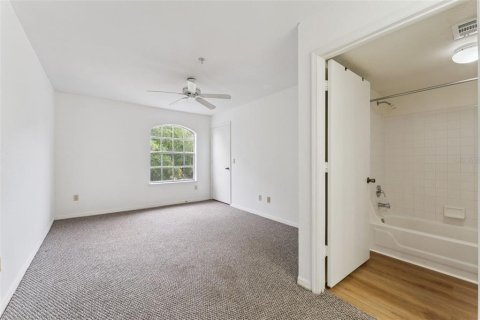 Condominio en venta en Orlando, Florida, 2 dormitorios, 99.59 m2 № 2195454 - foto 16