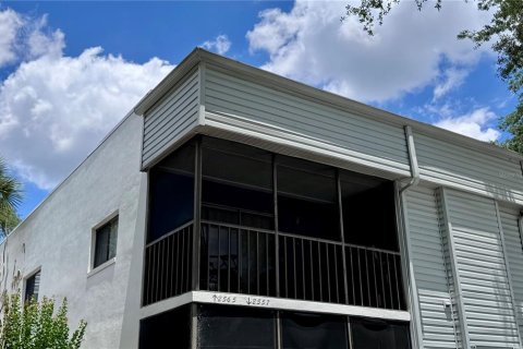 Condo in Orlando, Florida, 1 bedroom № 2213307 - photo 14