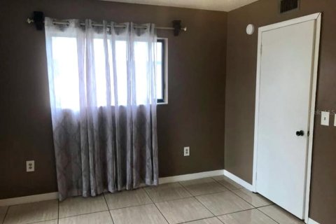 Condo in Orlando, Florida, 1 bedroom № 2213307 - photo 5