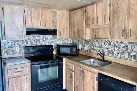Condo in Orlando, Florida, 1 bedroom № 2213307 - photo 3
