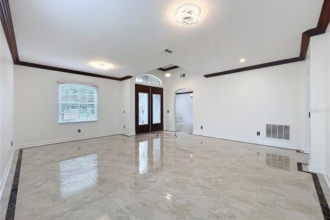 House in Oviedo, Florida 6 bedrooms, 347.64 sq.m. № 1848068 - photo 18