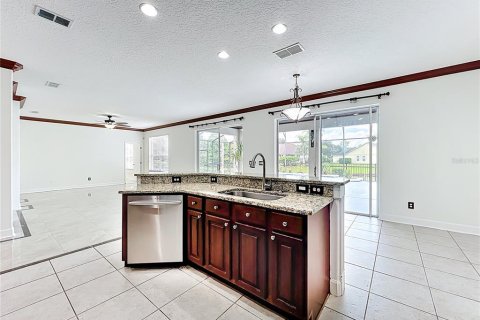 House in Oviedo, Florida 6 bedrooms, 347.64 sq.m. № 1848068 - photo 26