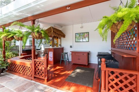 House in Dunedin, Florida 2 bedrooms, 150.97 sq.m. № 2388771 - photo 27