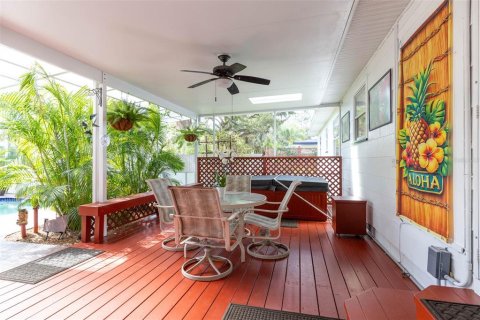 House in Dunedin, Florida 2 bedrooms, 150.97 sq.m. № 2388771 - photo 24