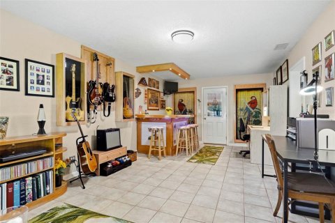 House in Dunedin, Florida 2 bedrooms, 150.97 sq.m. № 2388771 - photo 14