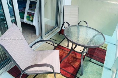 Copropriété à louer à Sunny Isles Beach, Floride: 1 chambre, 93.37 m2 № 1892507 - photo 8