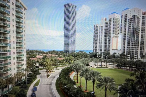 Copropriété à louer à Sunny Isles Beach, Floride: 1 chambre, 93.37 m2 № 1892507 - photo 15