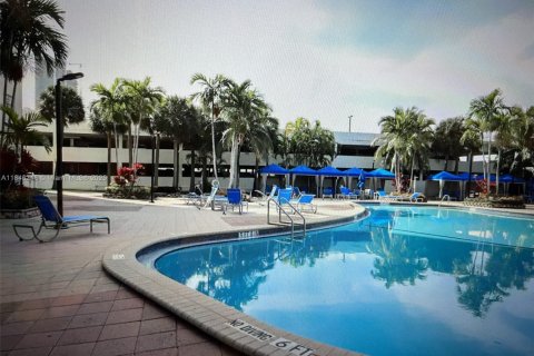 Copropriété à louer à Sunny Isles Beach, Floride: 1 chambre, 93.37 m2 № 1892507 - photo 21