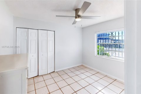 Casa en venta en Florida City, Florida, 4 dormitorios, 155.61 m2 № 2002326 - foto 27