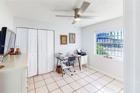 Casa en venta en Florida City, Florida, 4 dormitorios, 155.61 m2 № 2002326 - foto 26