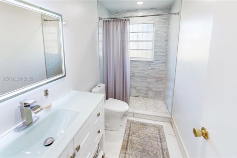 Casa en venta en Florida City, Florida, 4 dormitorios, 155.61 m2 № 2002326 - foto 28