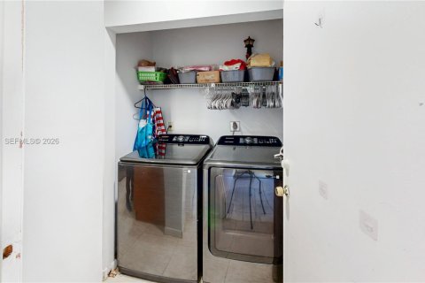 Casa en venta en Florida City, Florida, 4 dormitorios, 155.61 m2 № 2002326 - foto 30