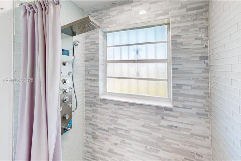 Casa en venta en Florida City, Florida, 4 dormitorios, 155.61 m2 № 2002326 - foto 29