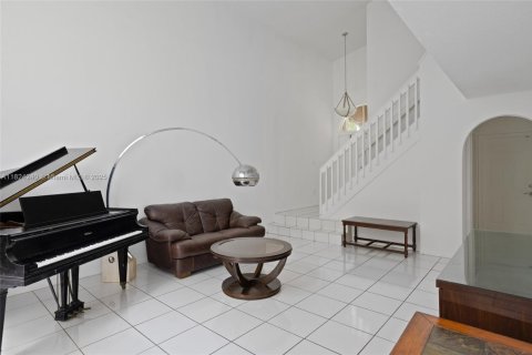 Купить виллу или дом в Майами, Флорида 4 спальни, 208.38м2, № 1806263 - фото 5