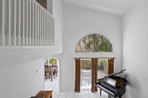 Купить виллу или дом в Майами, Флорида 4 спальни, 208.38м2, № 1806263 - фото 11