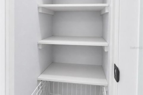 Купить кондоминиум в Холмс-Бич, Флорида 10 комнат, 75.25м2, № 2100438 - фото 27