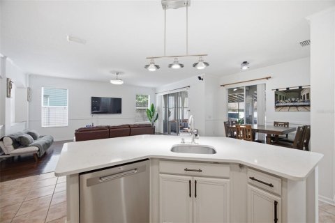 Villa ou maison à vendre à Valrico, Floride: 6 chambres, 316.05 m2 № 2419516 - photo 7