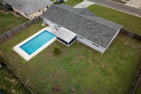 House in Brandon, Florida 4 bedrooms, 177.07 sq.m. № 1808818 - photo 5