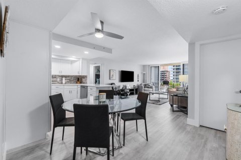 Condominio en venta en Juno Beach, Florida, 2 dormitorios, 115.85 m2 № 2146809 - foto 13