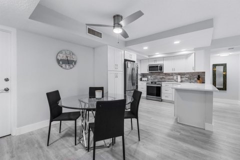 Condominio en venta en Juno Beach, Florida, 2 dormitorios, 115.85 m2 № 2146809 - foto 14