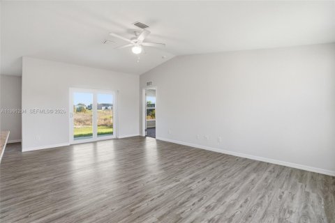 Villa ou maison à vendre à LaBelle, Floride: 3 chambres № 2057508 - photo 12