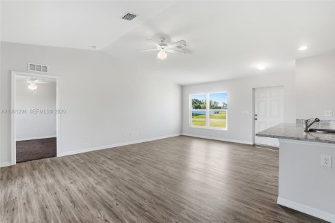 Villa ou maison à vendre à LaBelle, Floride: 3 chambres № 2057508 - photo 9