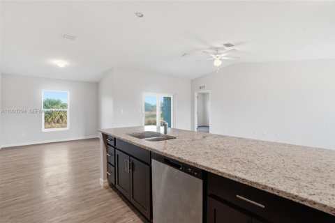 Villa ou maison à vendre à LaBelle, Floride: 3 chambres № 2057508 - photo 16