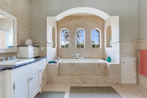 Villa ou maison à vendre à Redington Beach, Floride: 3 chambres, 274.25 m2 № 2096432 - photo 26