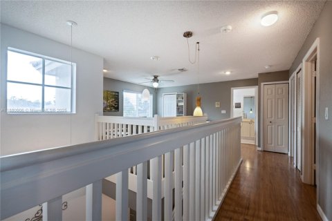 Купить виллу или дом в Дейви, Флорида 4 спальни, 229.1м2, № 1928520 - фото 20