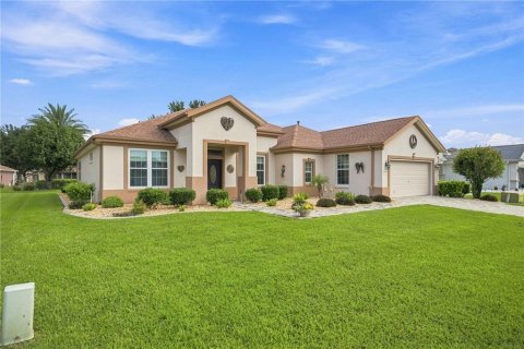 Casa en Summerfield, Florida 2 dormitorios, 184.88 m2 № 2380739