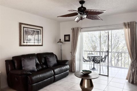 Condo in Margate, Florida, 2 bedrooms  № 2190656 - photo 7