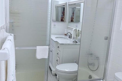 Condo in Margate, Florida, 2 bedrooms  № 2190656 - photo 27