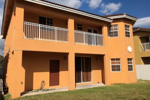 Villa ou maison à vendre à Miami, Floride: 5 chambres, 254.55 m2 № 1963904 - photo 13