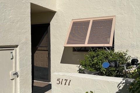 Condo in Sarasota, Florida, 2 bedrooms  № 1717802 - photo 2