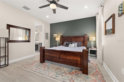 Casa en venta en Clermont, Florida, 4 dormitorios, 254.09 m2 № 2150603 - foto 18